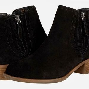 Kensie Women's Gerona Black Zip Up Ankle Boot Size 8